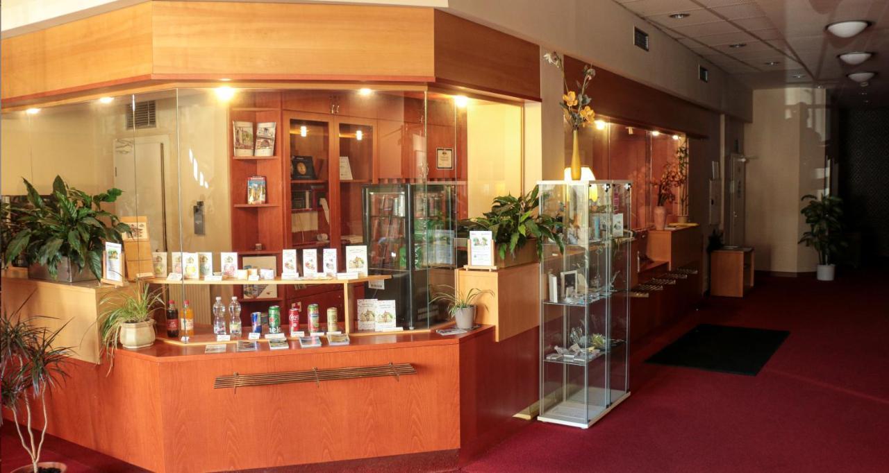 纳霍德乌贝兰卡酒店 外观 照片